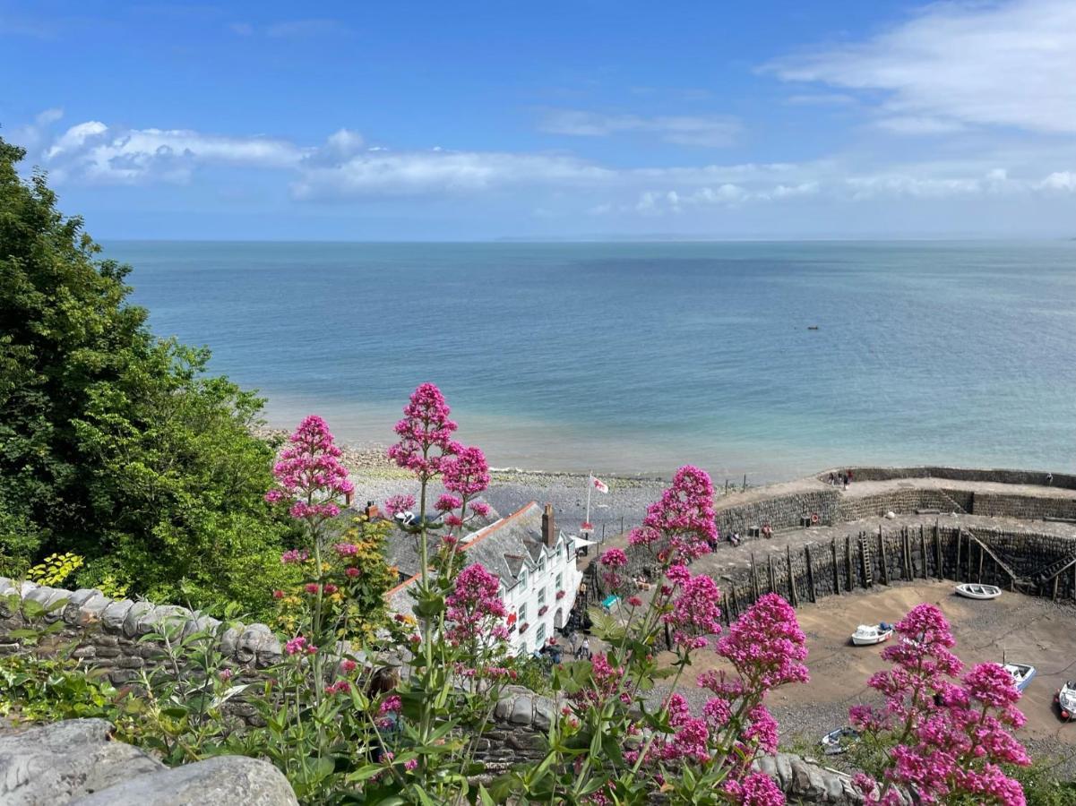 Entire Cozy Chalet In Bideford Bay Holiday Park Exterior foto